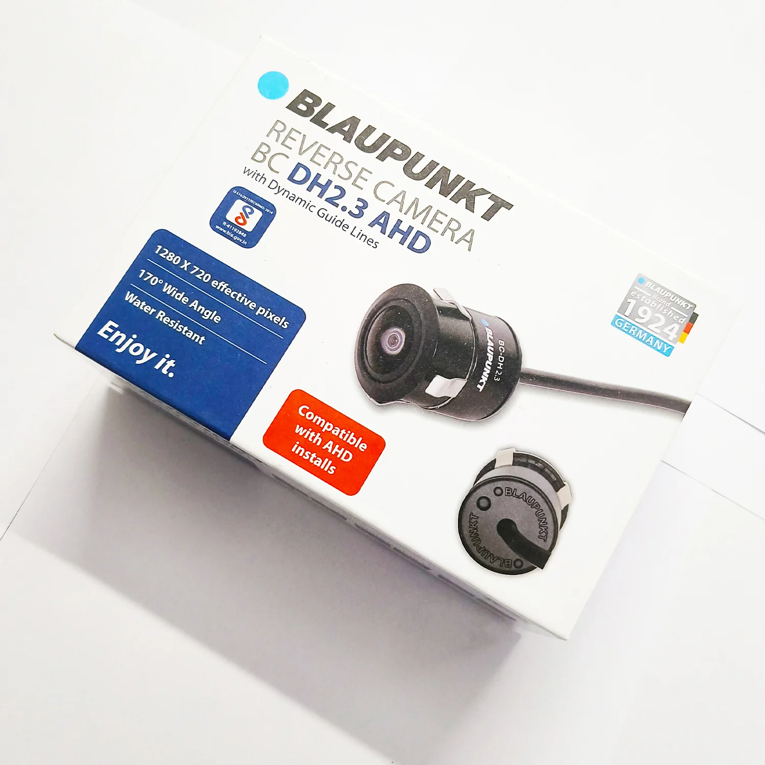 Blaupunkt BC DH2.3 AHD Universal Rear Bumper Camera with AHD Picture Quality & Dynamic Guidelines
